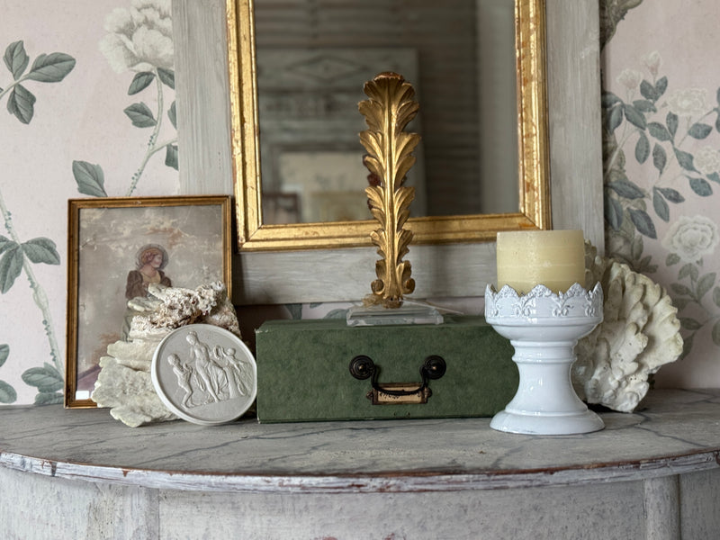 Couronne Candle Holder on Foot