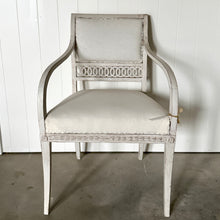 Pair of 1800s Gustavian Antique Chairs with Elegant Detailing