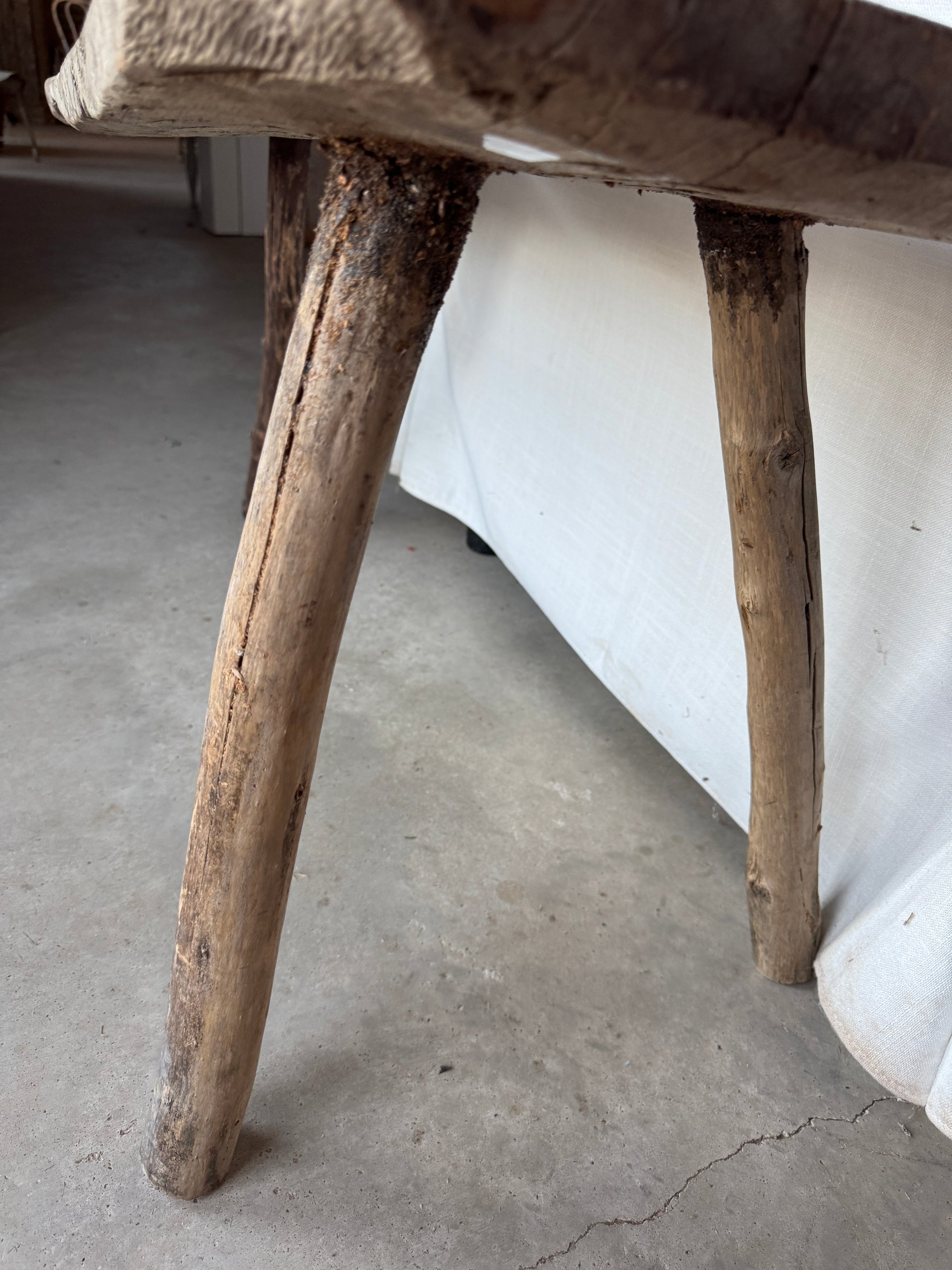 Salamanca 1920's Rustic Table