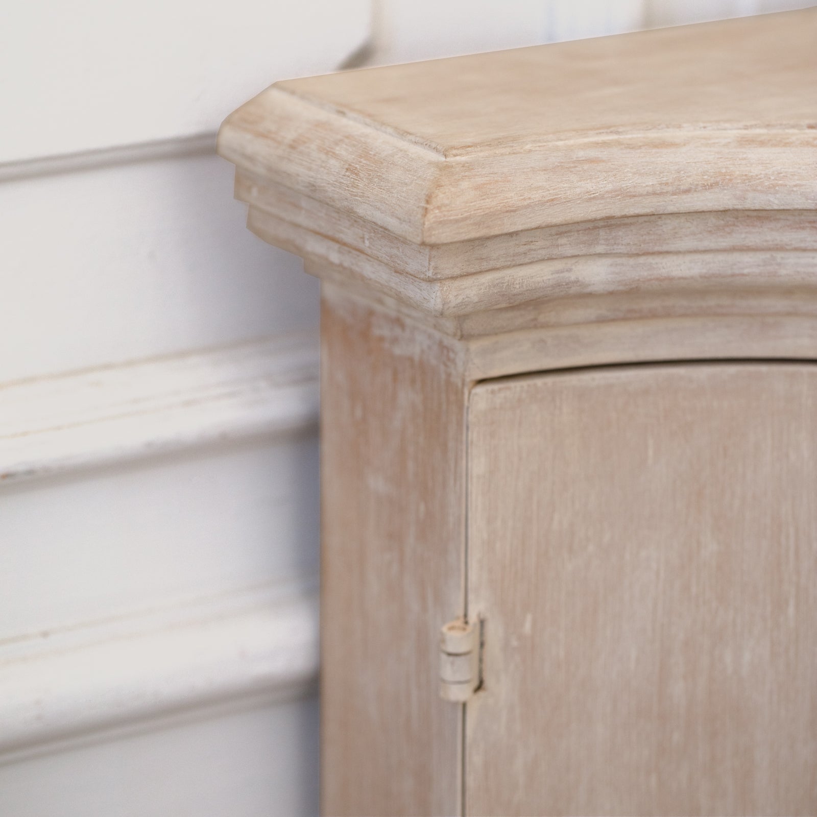 Eloquence Grace Sideboard