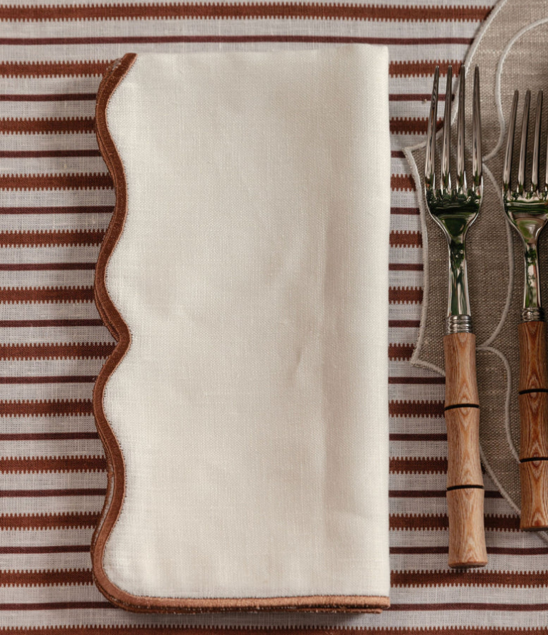 Scalloped Linen Napkin