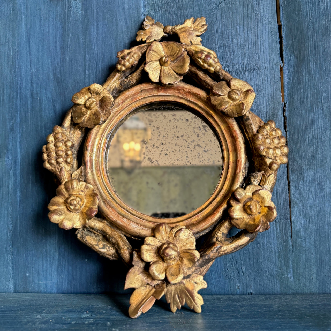 Beautifully Carved Antique Gilt Frame with New Mirror